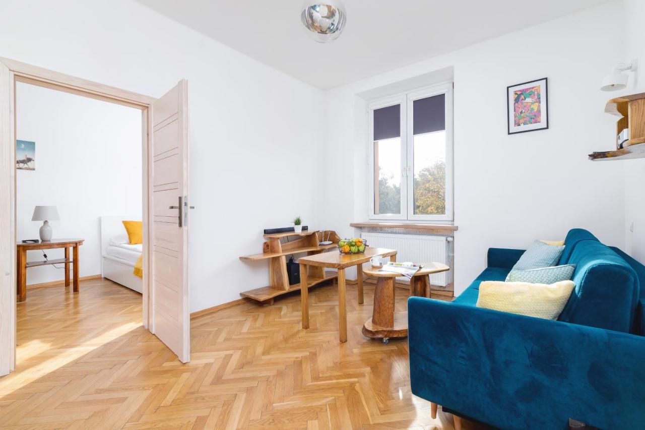 Old Town Apartments Basztowa By Renters 克拉科夫 外观 照片